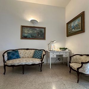 Plaza Apartment